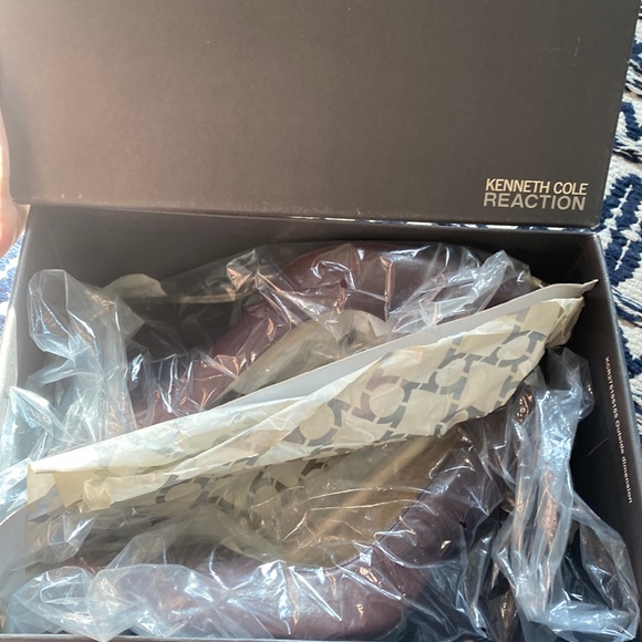 Kenneth Cole maroon wedges size US 10 - Picture 2 of 4